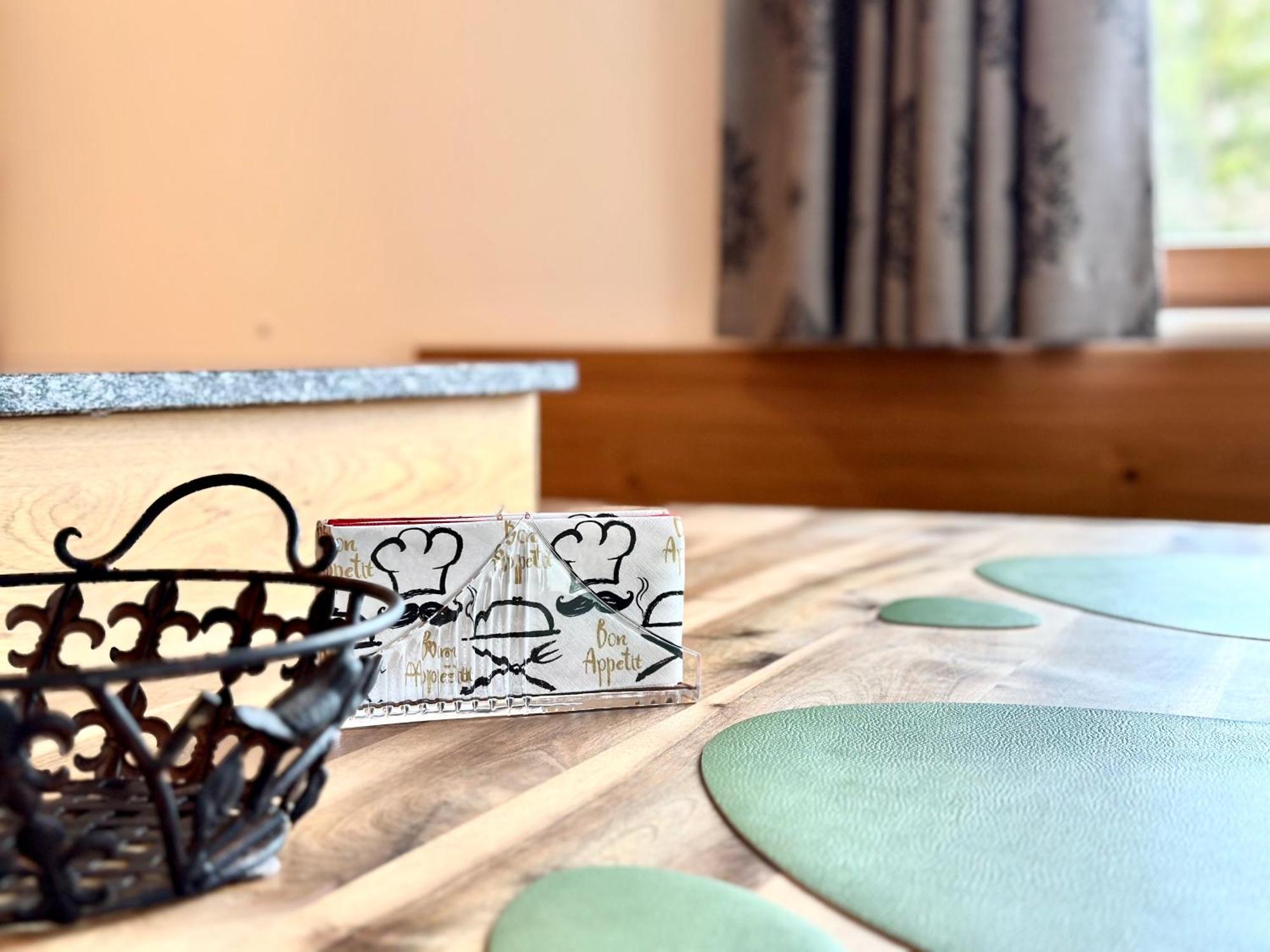 Brunnwirt Essen & Wohnen Apartment Fuschl am See Ngoại thất bức ảnh